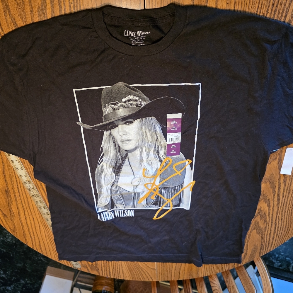 Men's Lainey Wilson Black Graphic T-Shirt Size 2XL